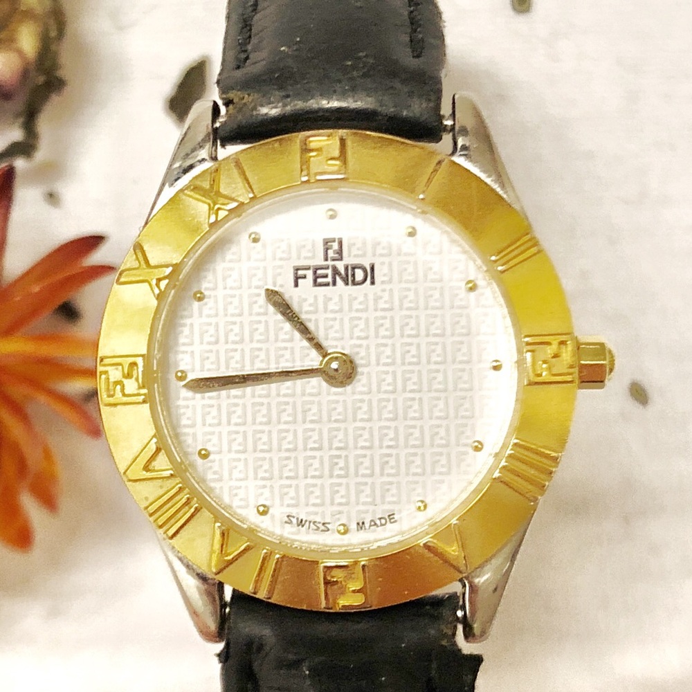 Fendi Leather Band Wristwatch